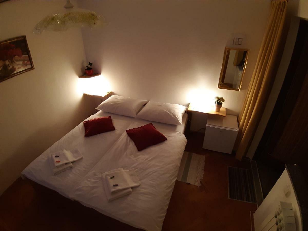 Hotel House Osana Grabovac  Esterno foto